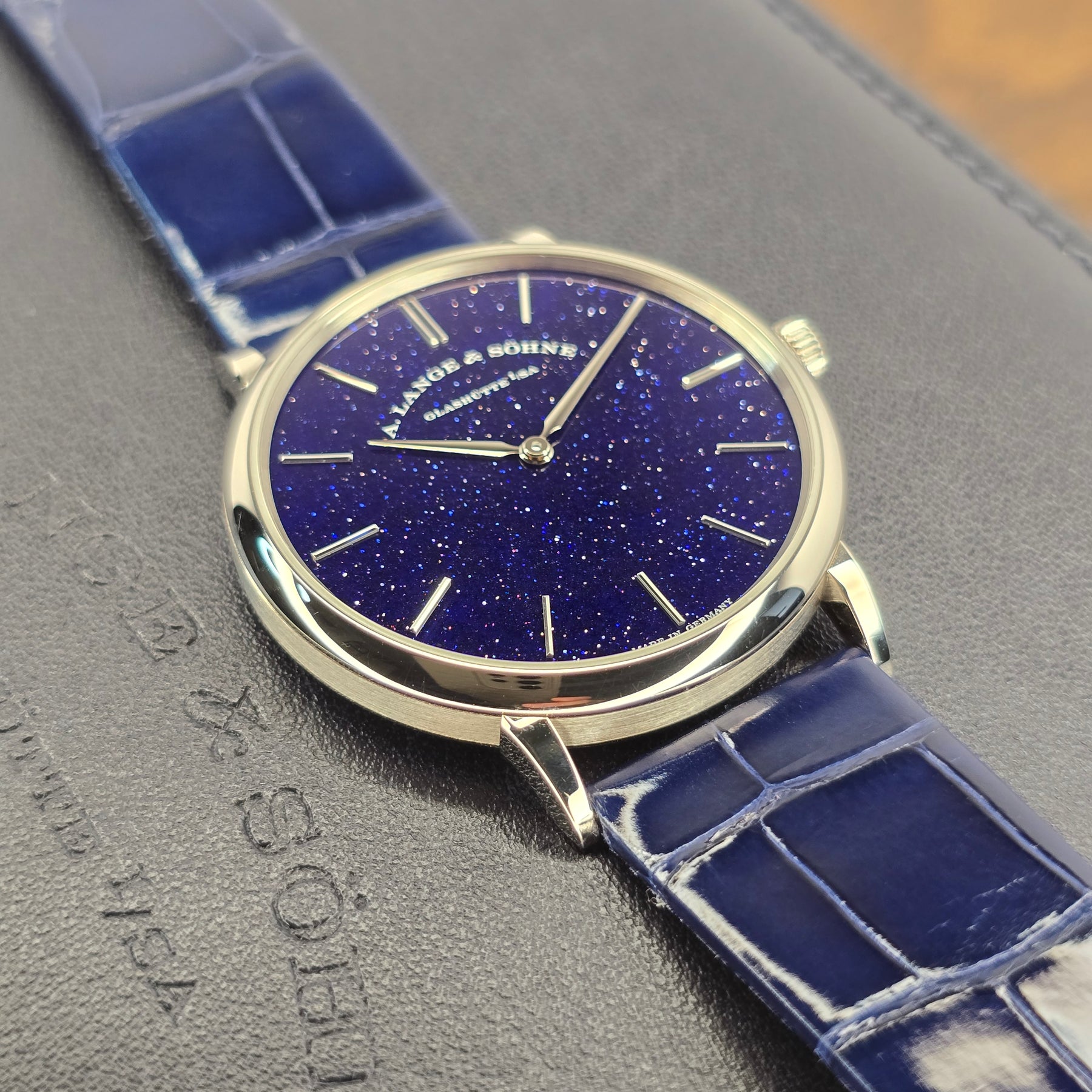 A. Lange & Sohne Saxonia Ultra Thin 205.086 left side case