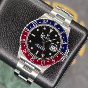 Rolex GMT-Master 16750 Pepsi front
