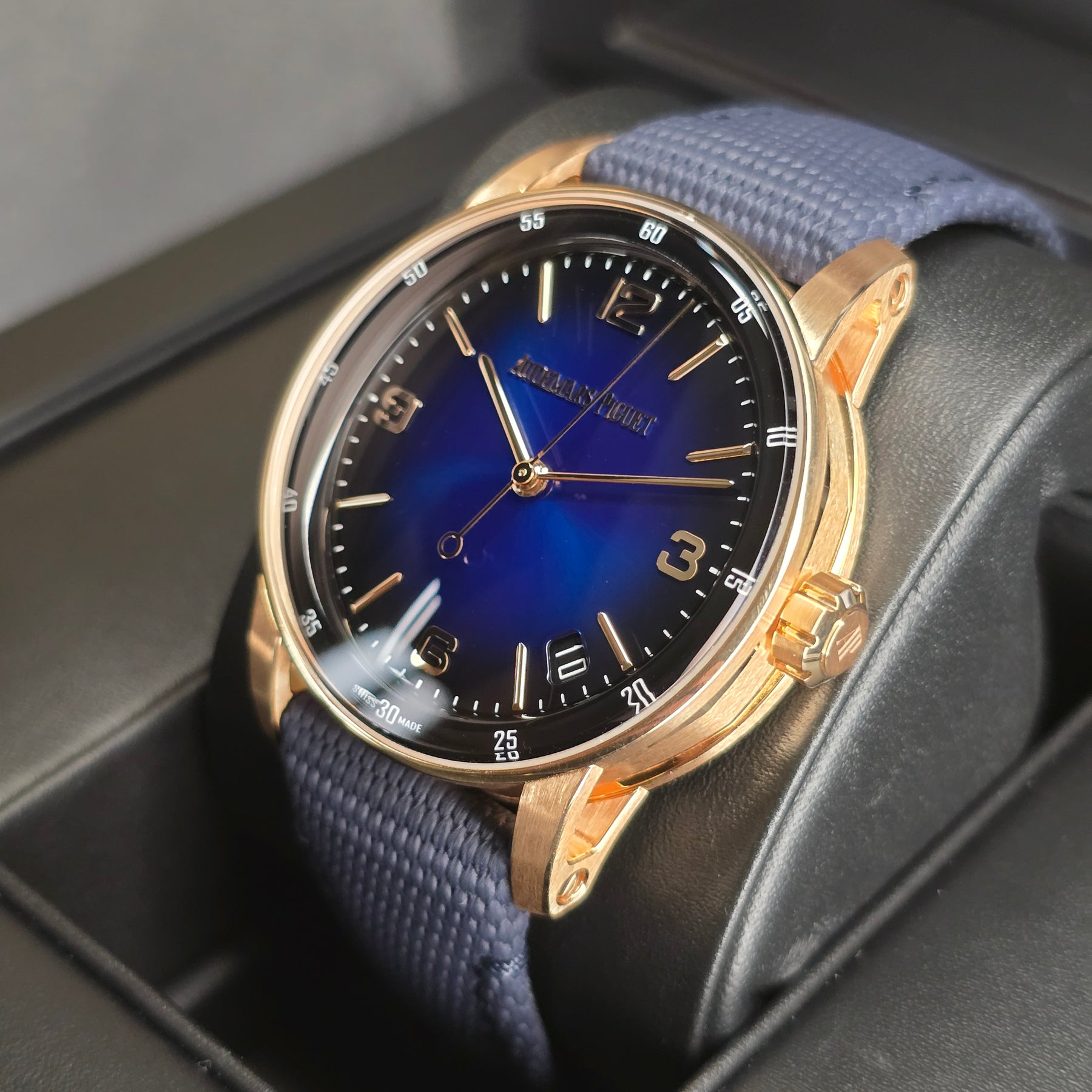 Audemars Piguet Code 11.59 Smoke Blue right side case