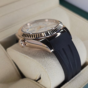 Rolex Sky-Dweller 326135 lug, strap