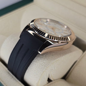Rolex Sky-Dweller 326135 lug, strap