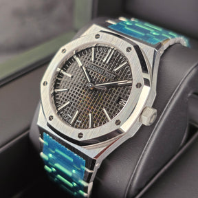Audemars Piguet Royal Oak 50th Anniversary 15510st right side case