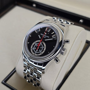 Patek Philippe Complications Annual Calendar 5960/1A-010 right side case