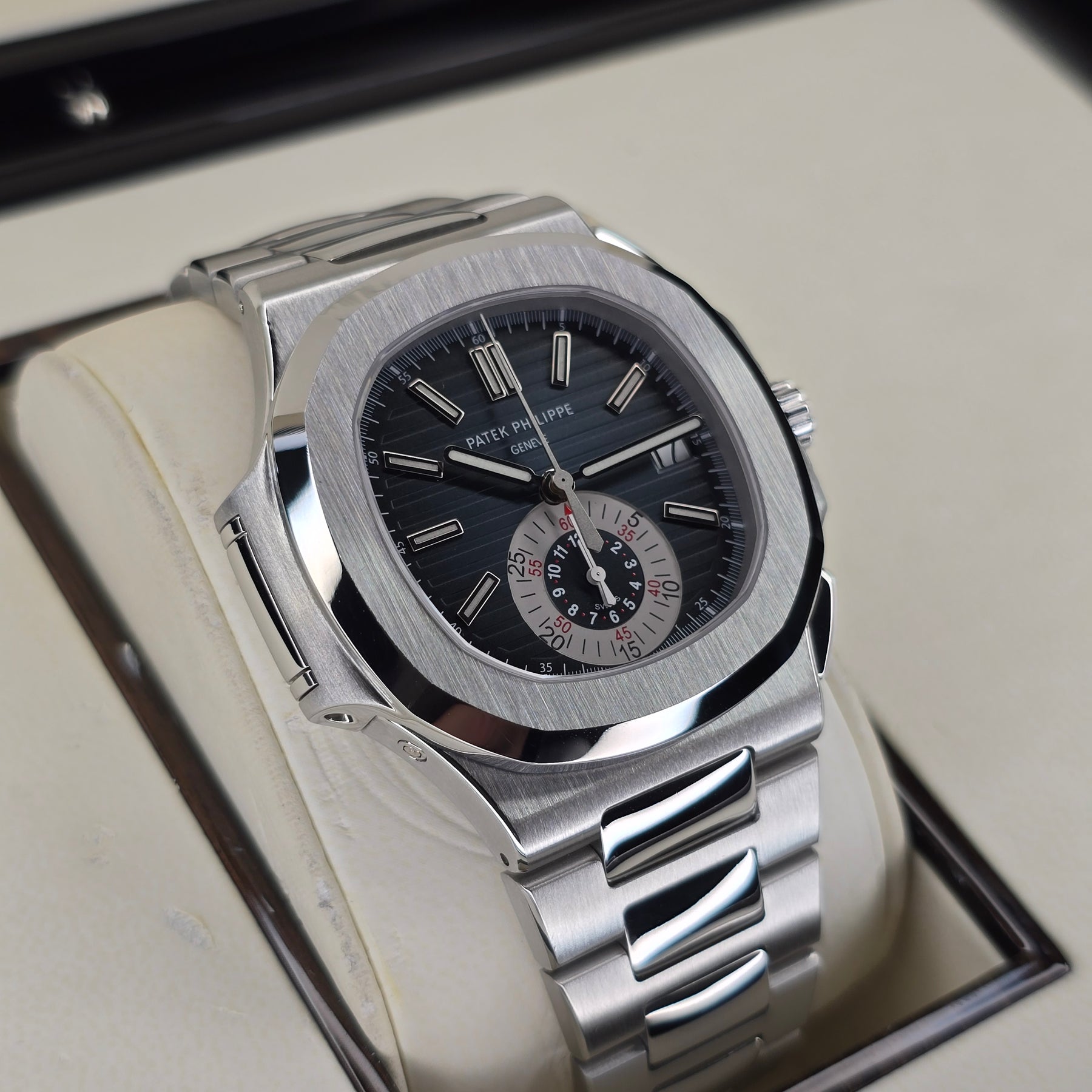 Patek Philippe Nautilus Blue Dial 5980/1A left side