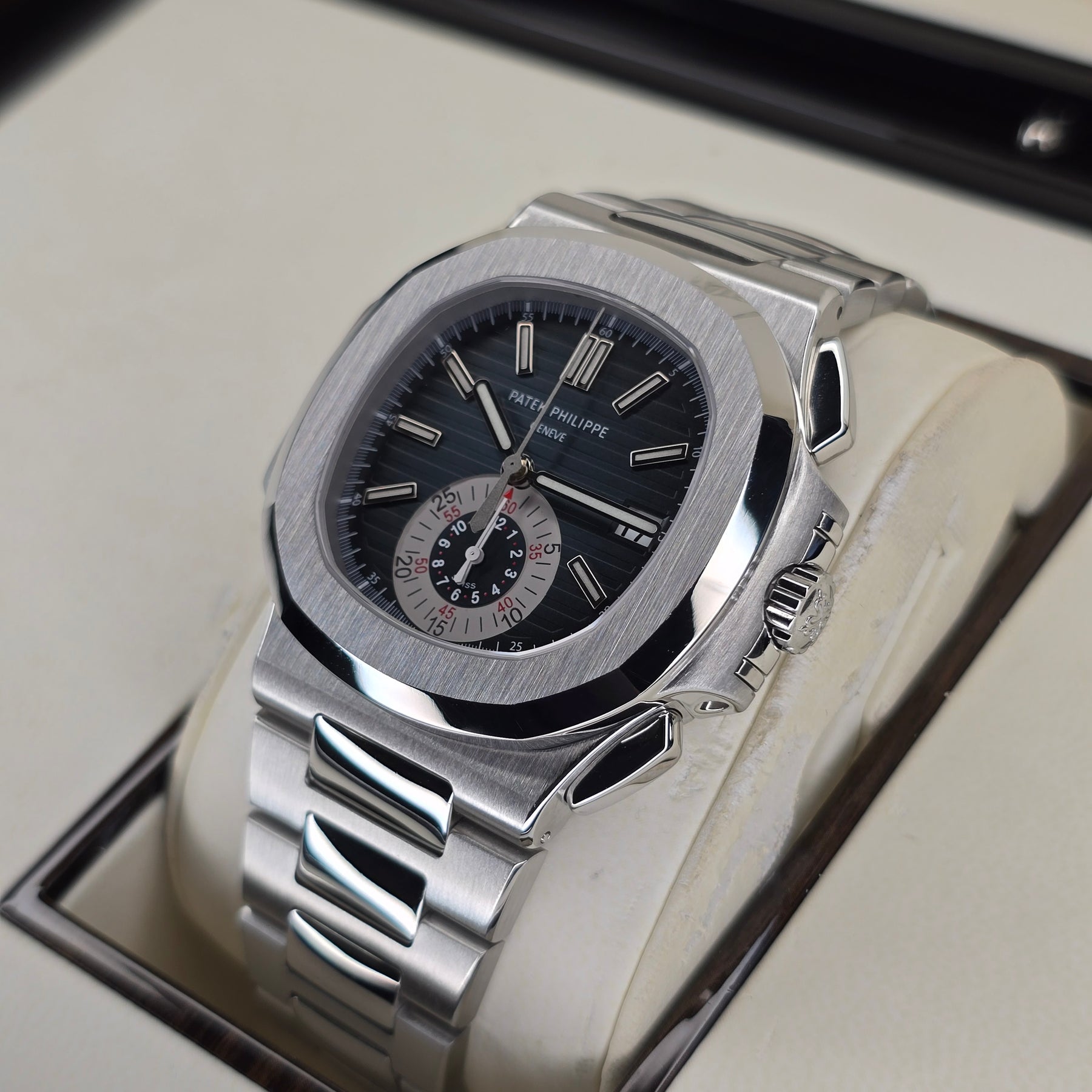 Patek Philippe Nautilus Blue Dial 5980/1A right side