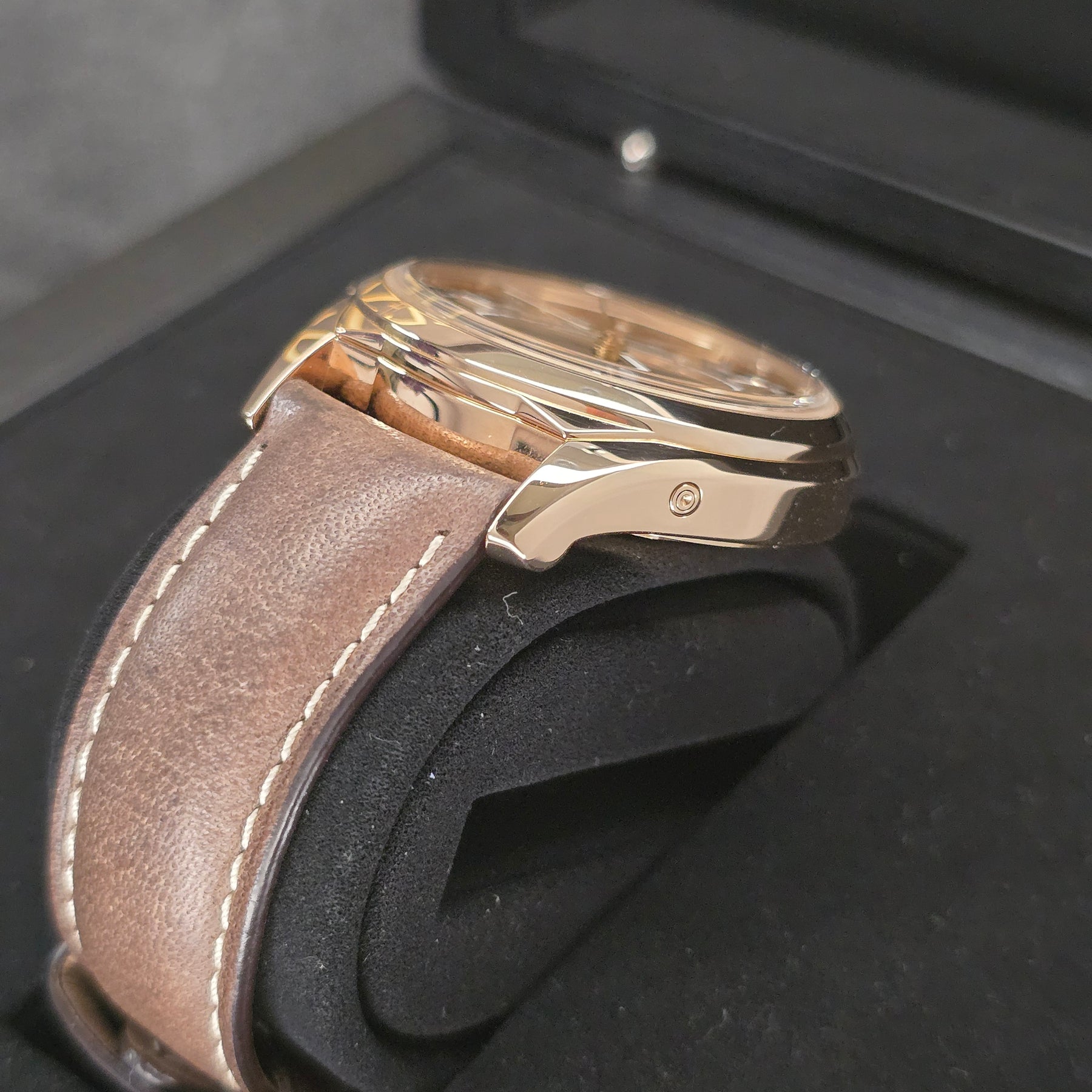 Vacheron Constantin FiftySix Complete Calendar  4000e lug, strap