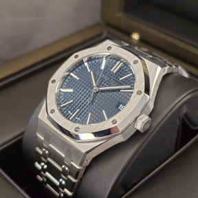 Audemars Piguet Royal Oak 15510ST  right side case
