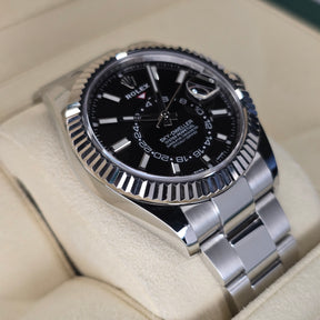 Rolex Sky-Dweller Black Dial 326934 case, oyster bracelet