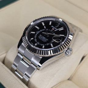 Rolex Sky-Dweller Black Dial 326934 case, oyster bracelet