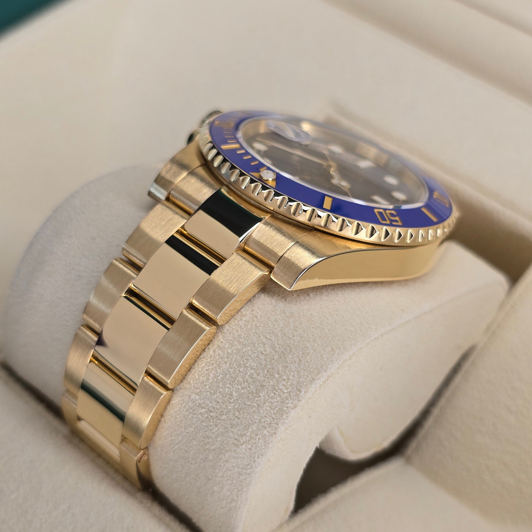 Rolex Submariner Date 116618lb lugs, oyster bracelet