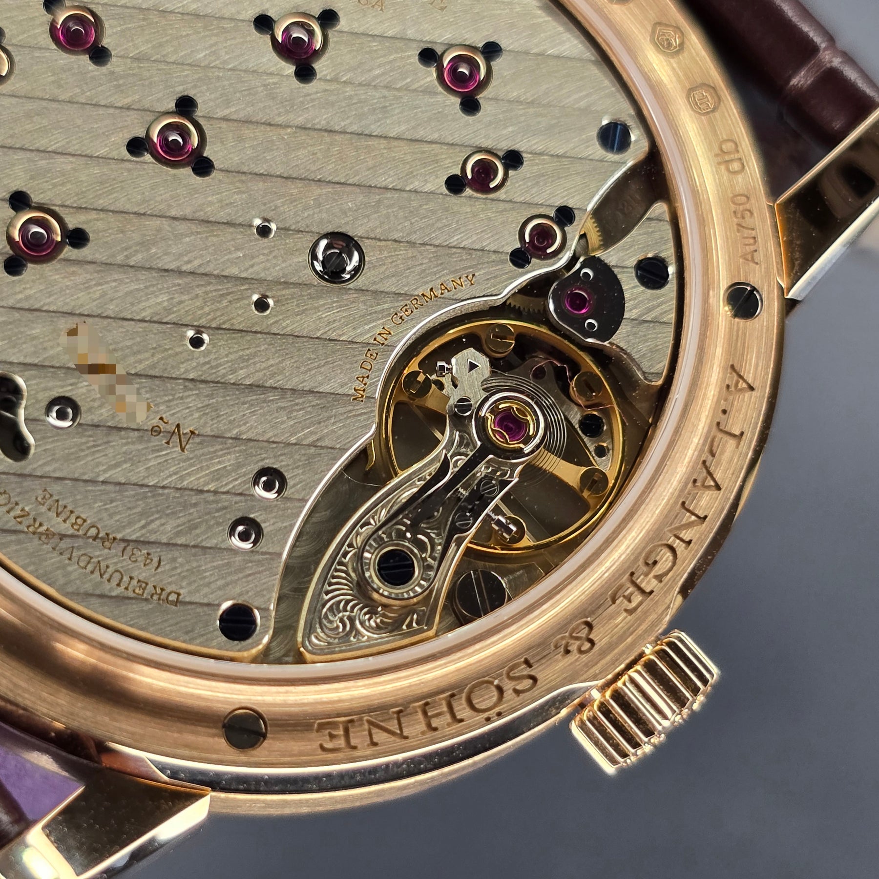 A. Lange & Sohne Lange 1 192.032 movement