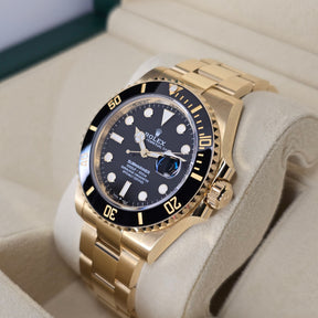 Rolex Submariner Date 126618LN right side case