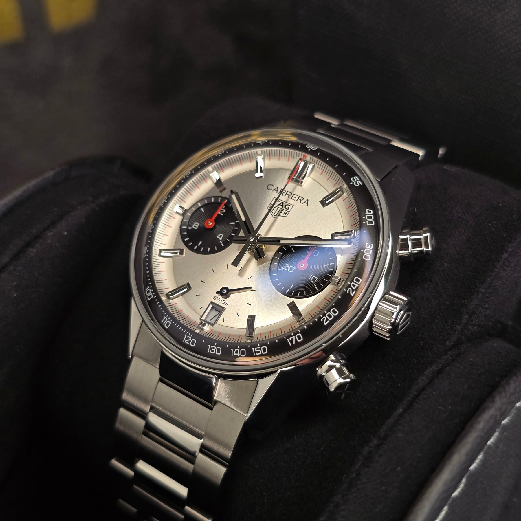 Tag Heuer Carrera Glassbox Panda CBS2216 right side case