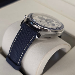 Omega Speedmaster Silver Snoopy Award 310.32.42.50.02.001 lug, strap