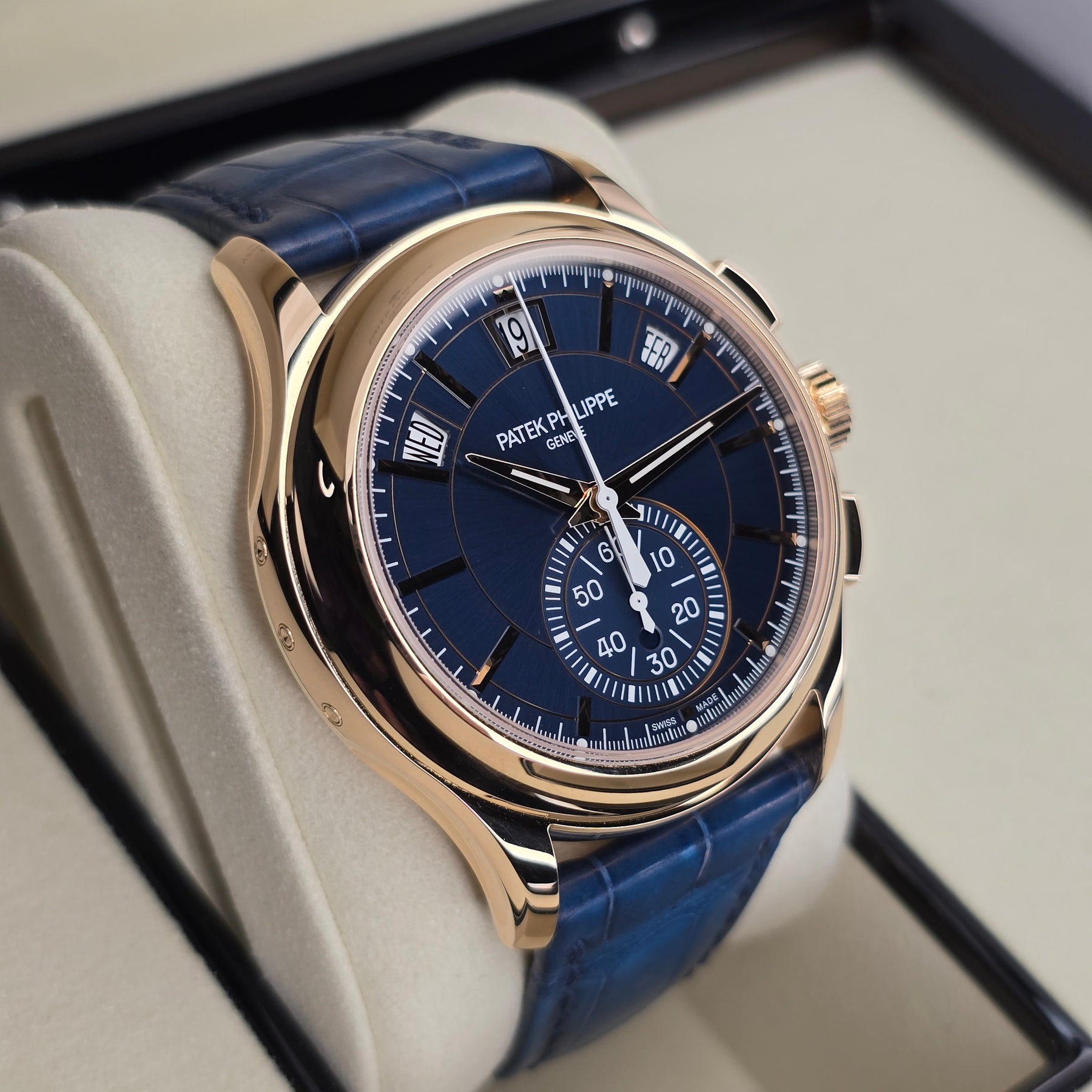 Patek Philippe Complications Annual Calendar 5905R-010 left side case