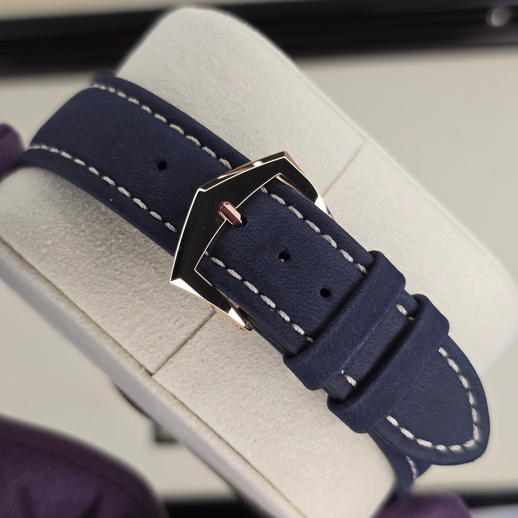 Patek Philippe Complications 5224R-001  clasp