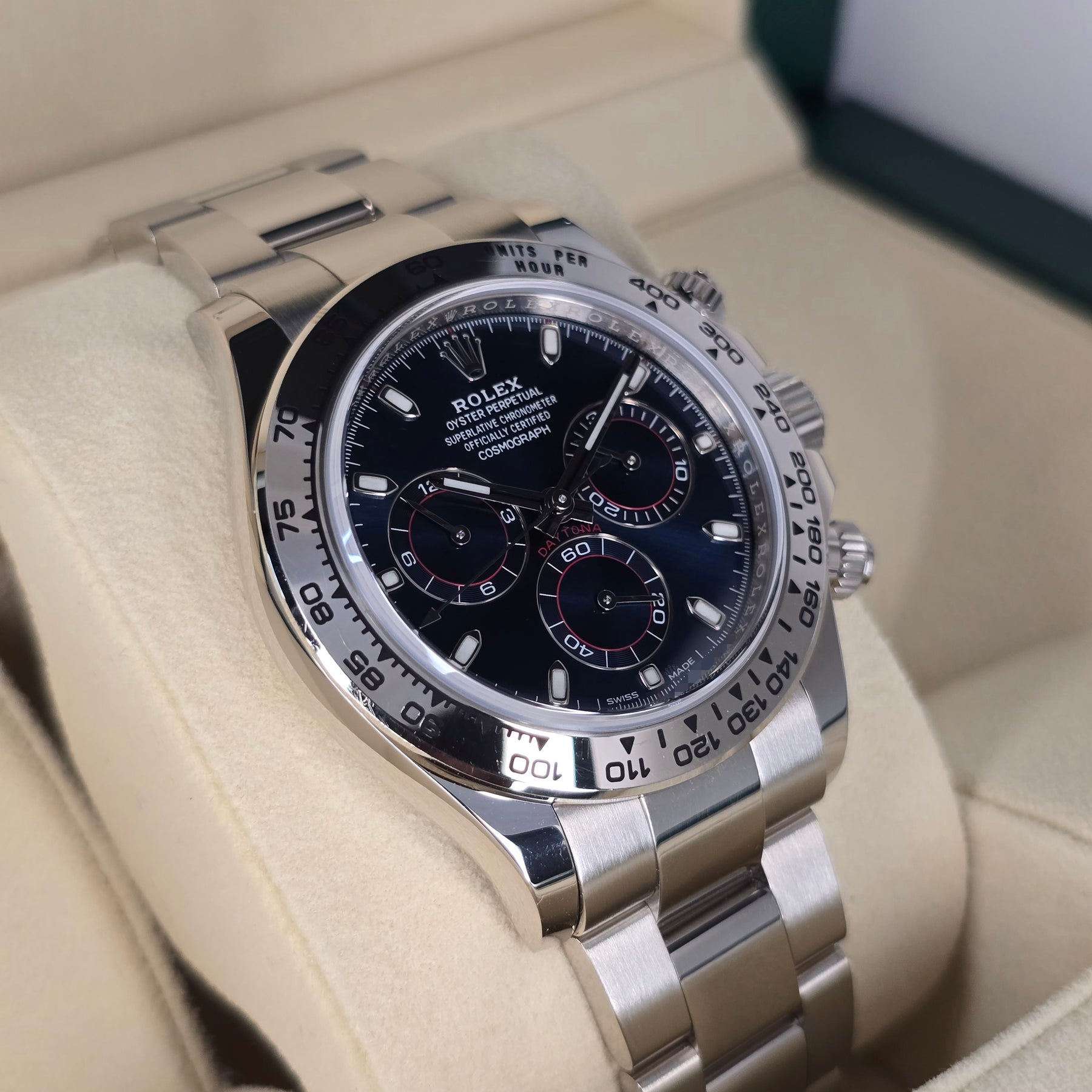 Rolex Cosmograph Daytona 116509 Blue Dial left side case view
