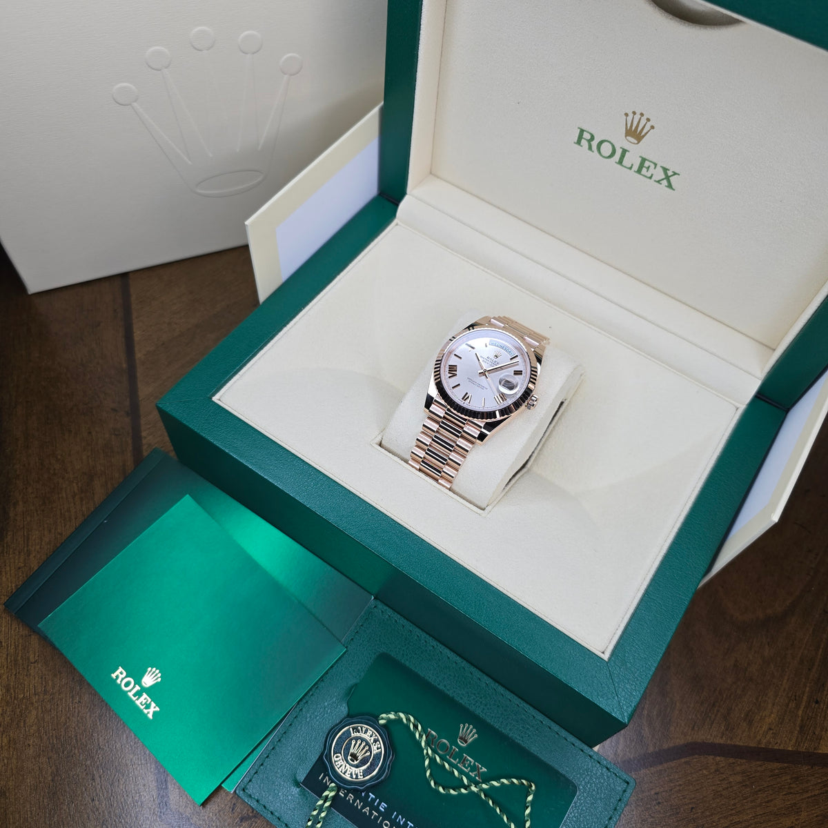 Rolex Day-Date Rose Gold Sundust 228235 full set