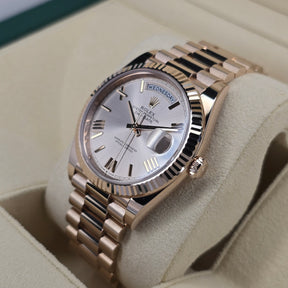 Rolex Day-Date Rose Gold Sundust 228235 right side case