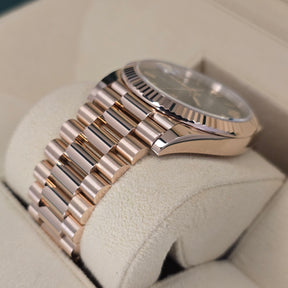 Rolex Day-Date Rose Gold Olive 228235  lug, presidential bracelet