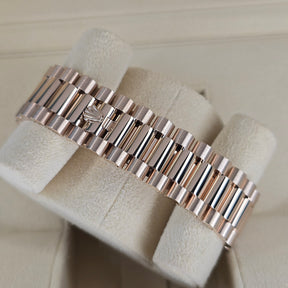Rolex Day-Date Rose Gold Olive 228235  clasp