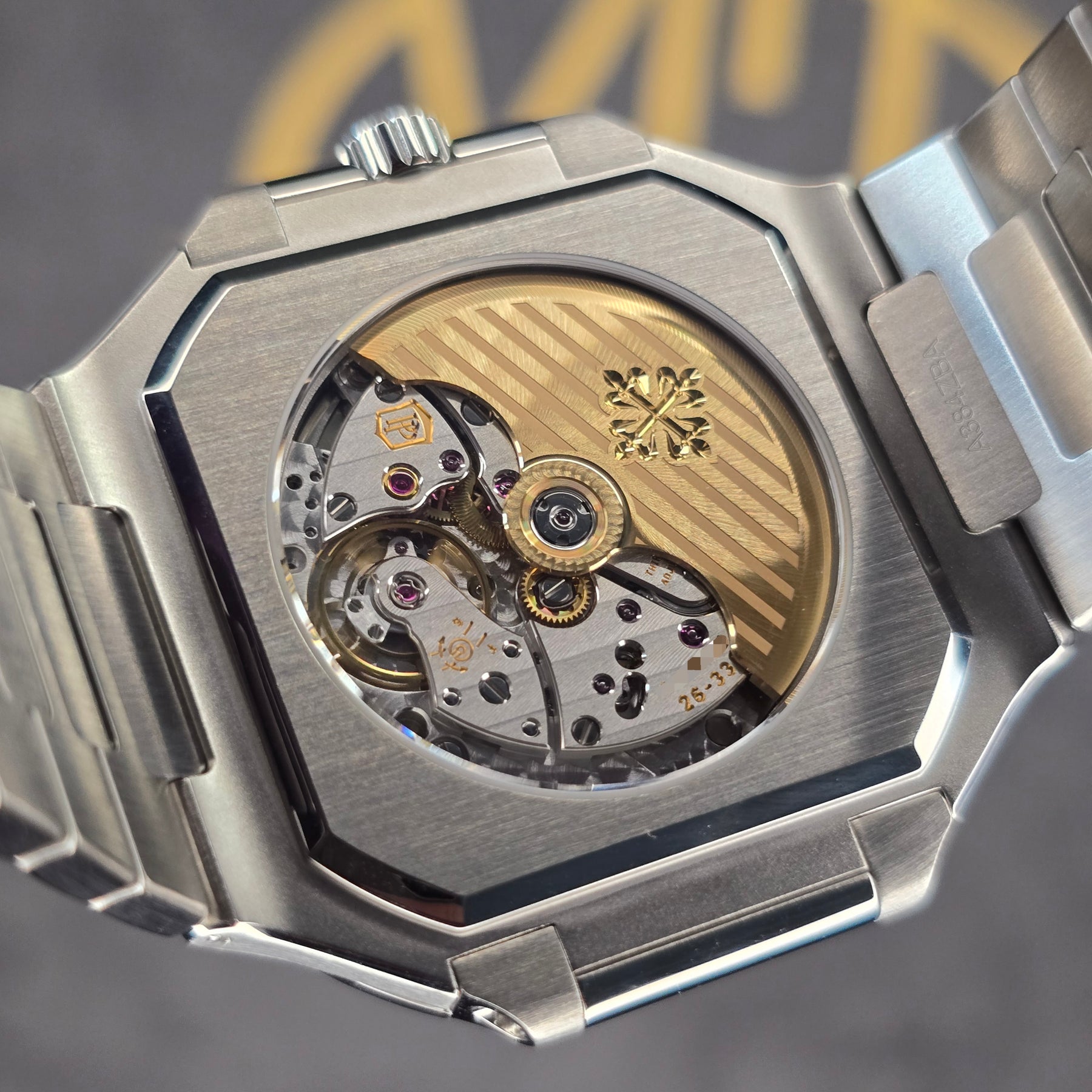 Patek Philippe Cubitus Green Dial 5821/1A-001 movement