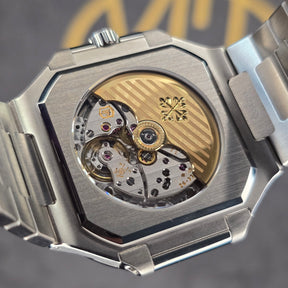Patek Philippe Cubitus Green Dial 5821/1A-001 movement