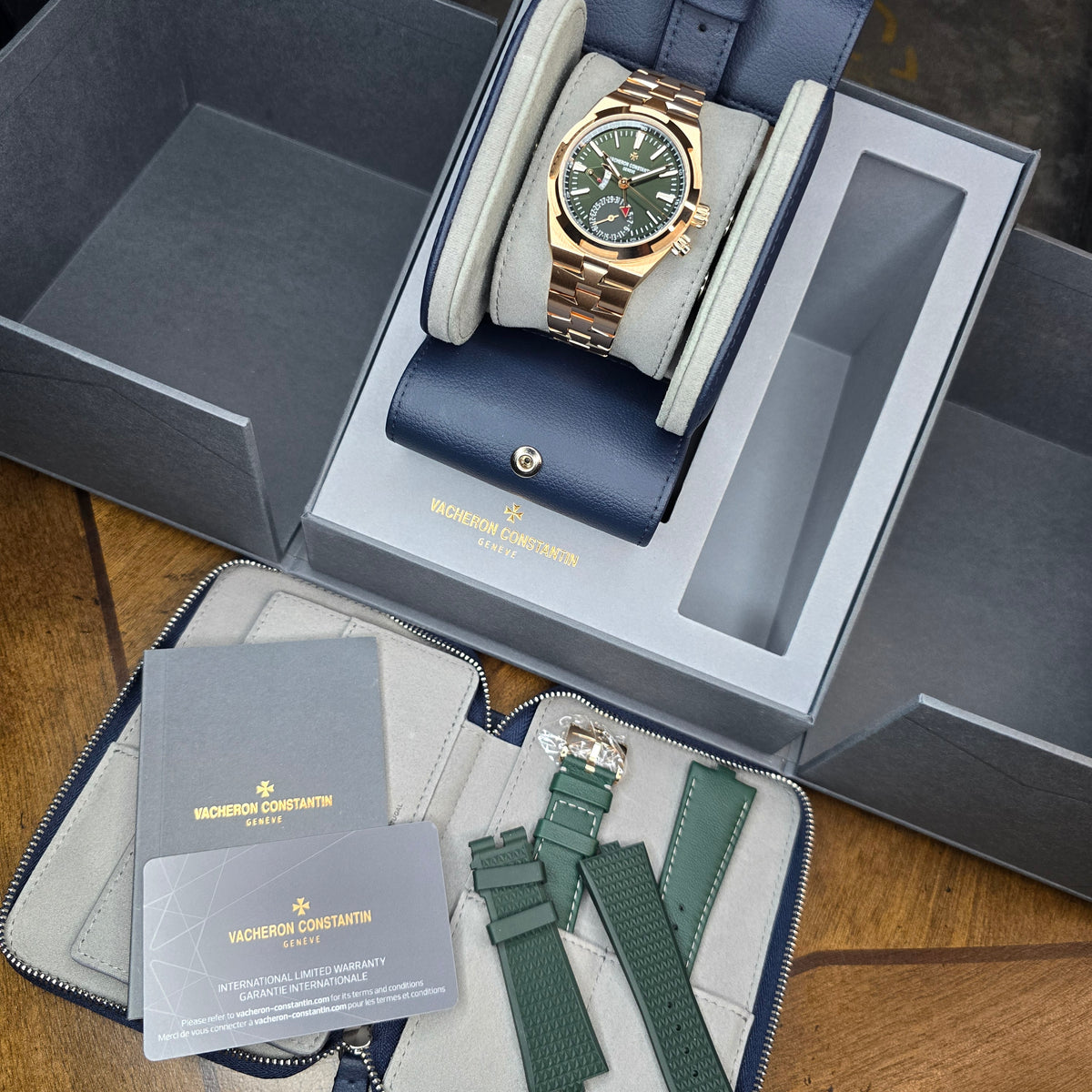 Vacheron Constantin Overseas 7920V/210R-B965 full set