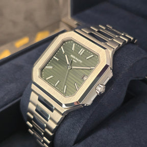 Patek Philippe Cubitus Green Dial 5821/1A-001  right side case