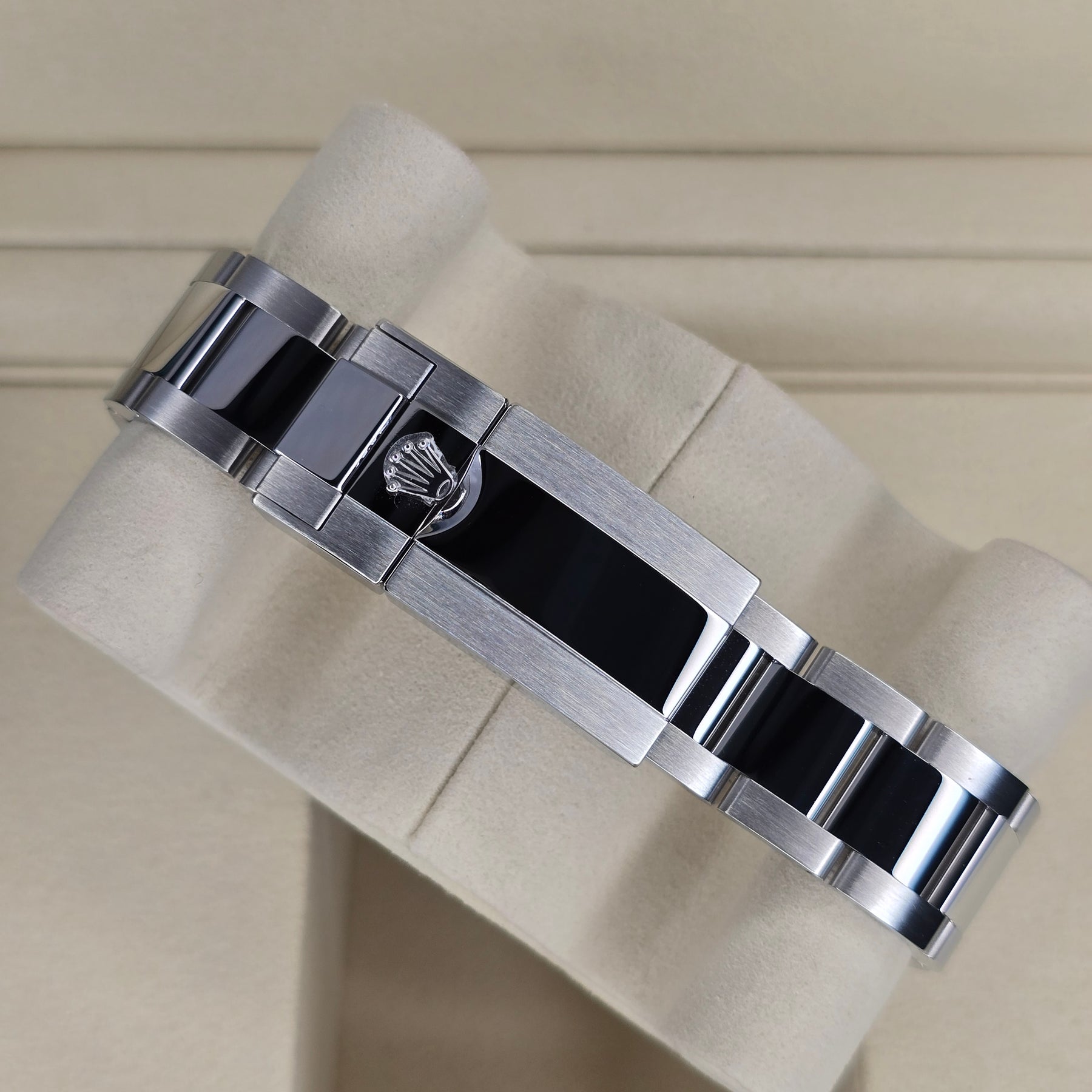 Rolex GMT-Master II 126710BLNR Batman clasp