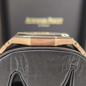 Audemars Piguet Royal Oak Jumbo 16202or side profile