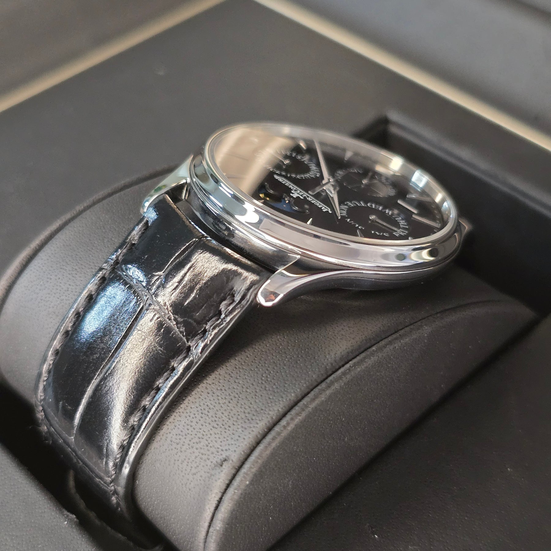 Jaeger-LeCoultre Master Ultra Thin Perpetual Q1308470 lug, strap