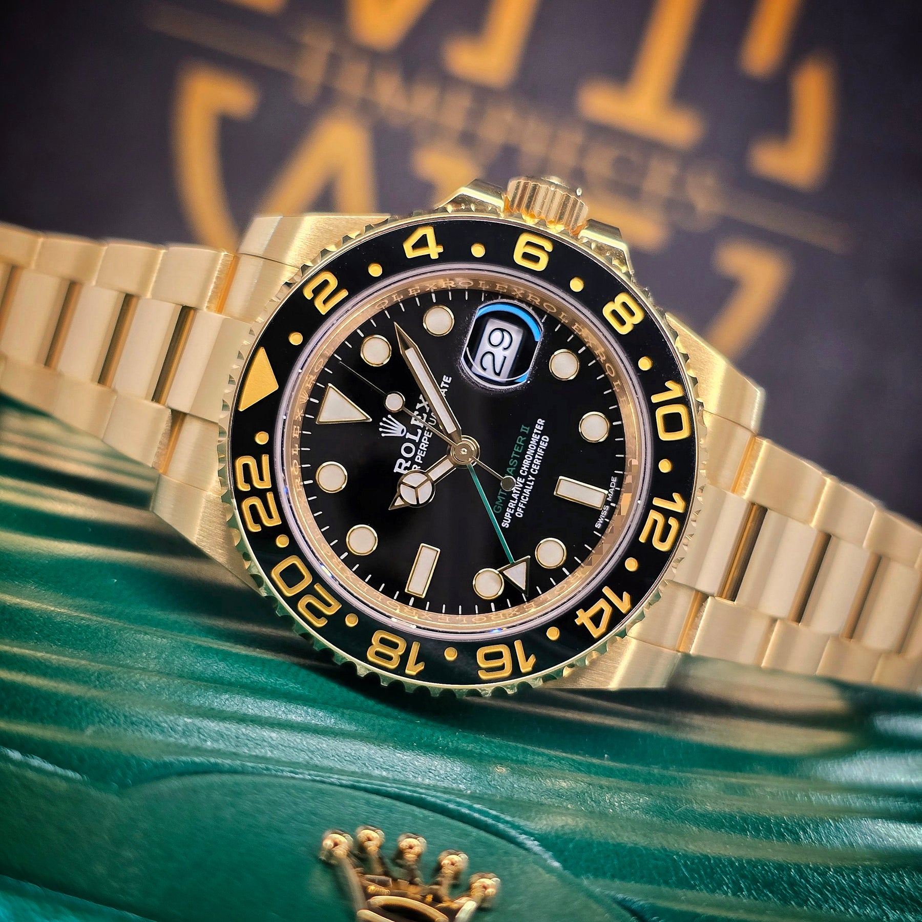 Rolex GMT-Master II 116718LN dial