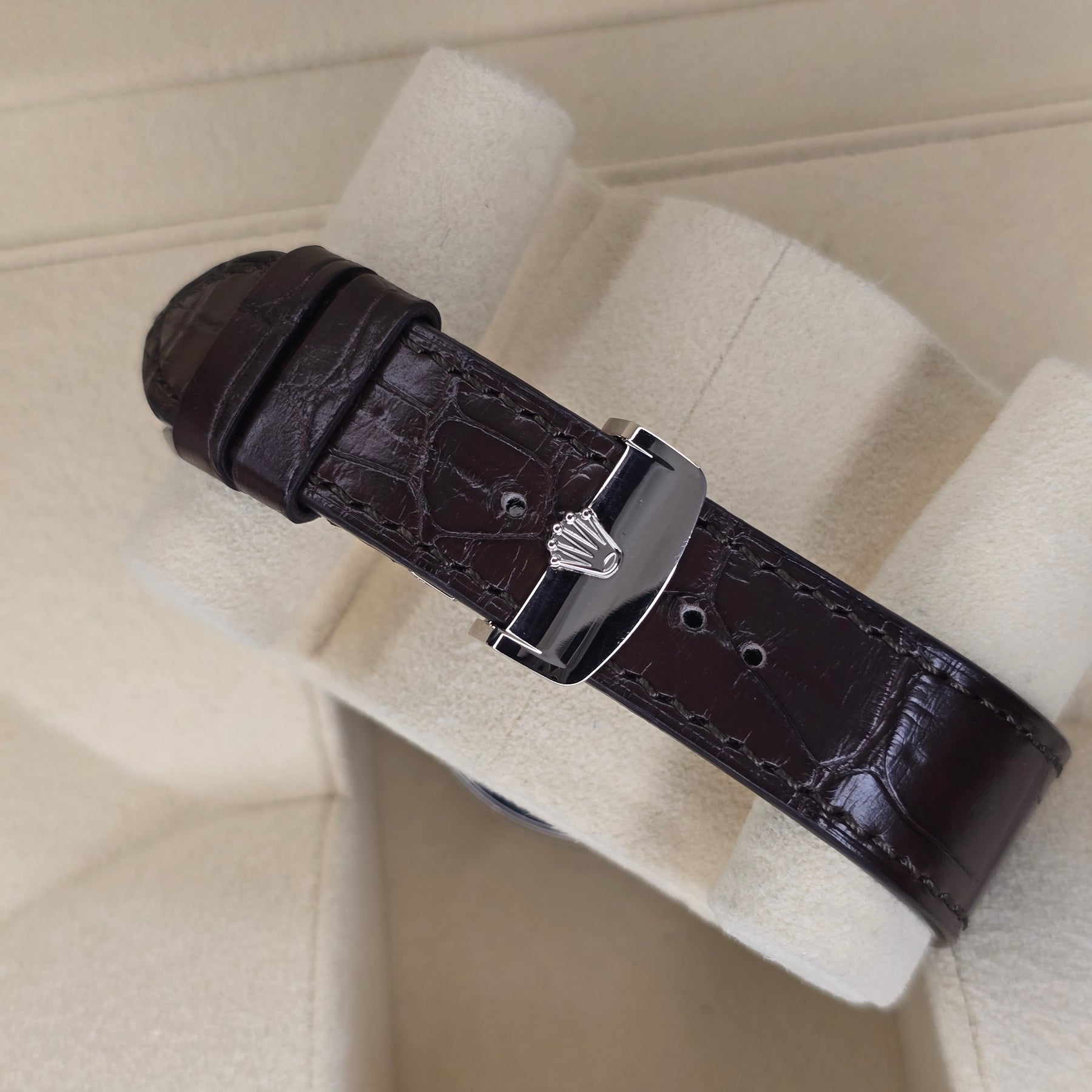 Rolex Perpetual 1908 52509 clasp