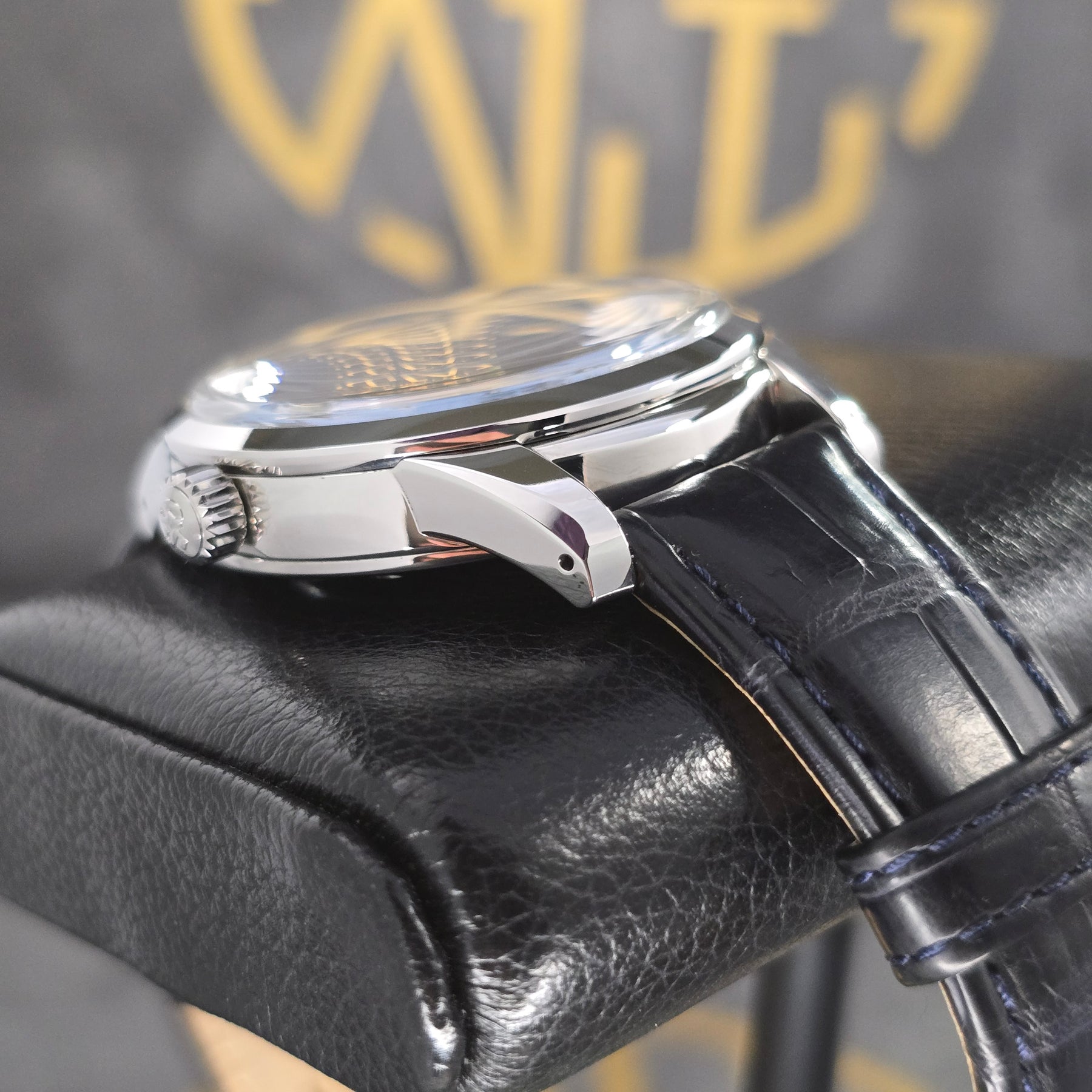 Grand Seiko Elegante SBGA407  lug, strap