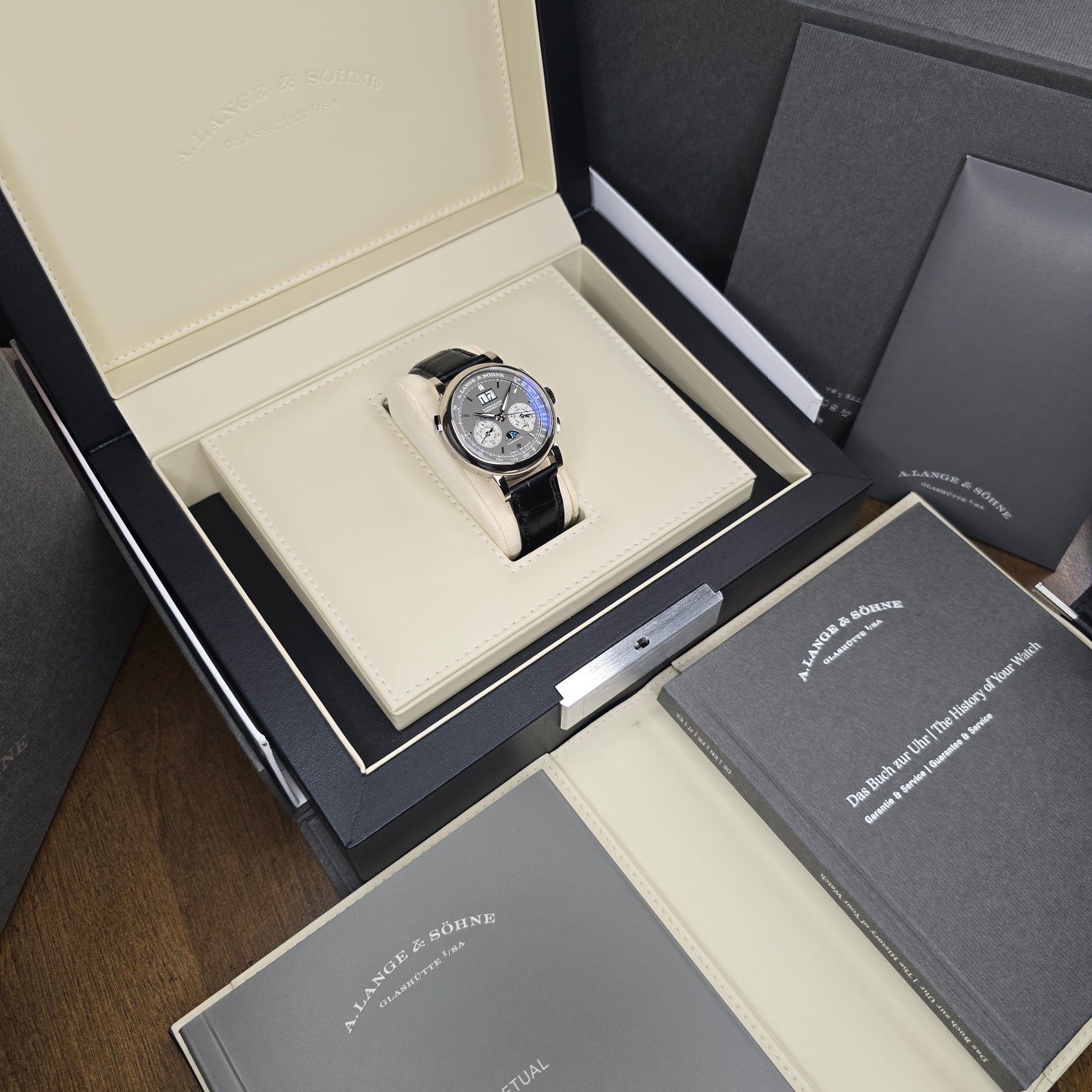A. Lange & Sohne Datograph Perpetual 410.038  full set