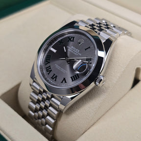 Rolex Datejust 41 126300 Wimbledon right side case view