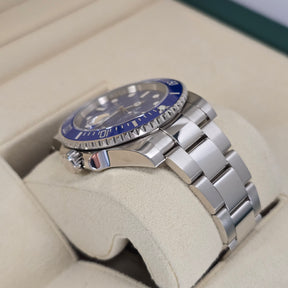 Rolex Submariner Date Smurf 116619LB  lug, oyster bracelet