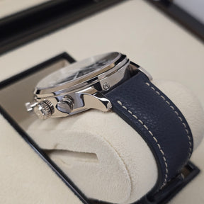 Patek Philippe Calatrava Pilot Travel Time 5924G lug, strap