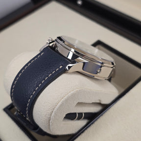 Patek Philippe Calatrava Pilot Travel Time 5924G lug, strap