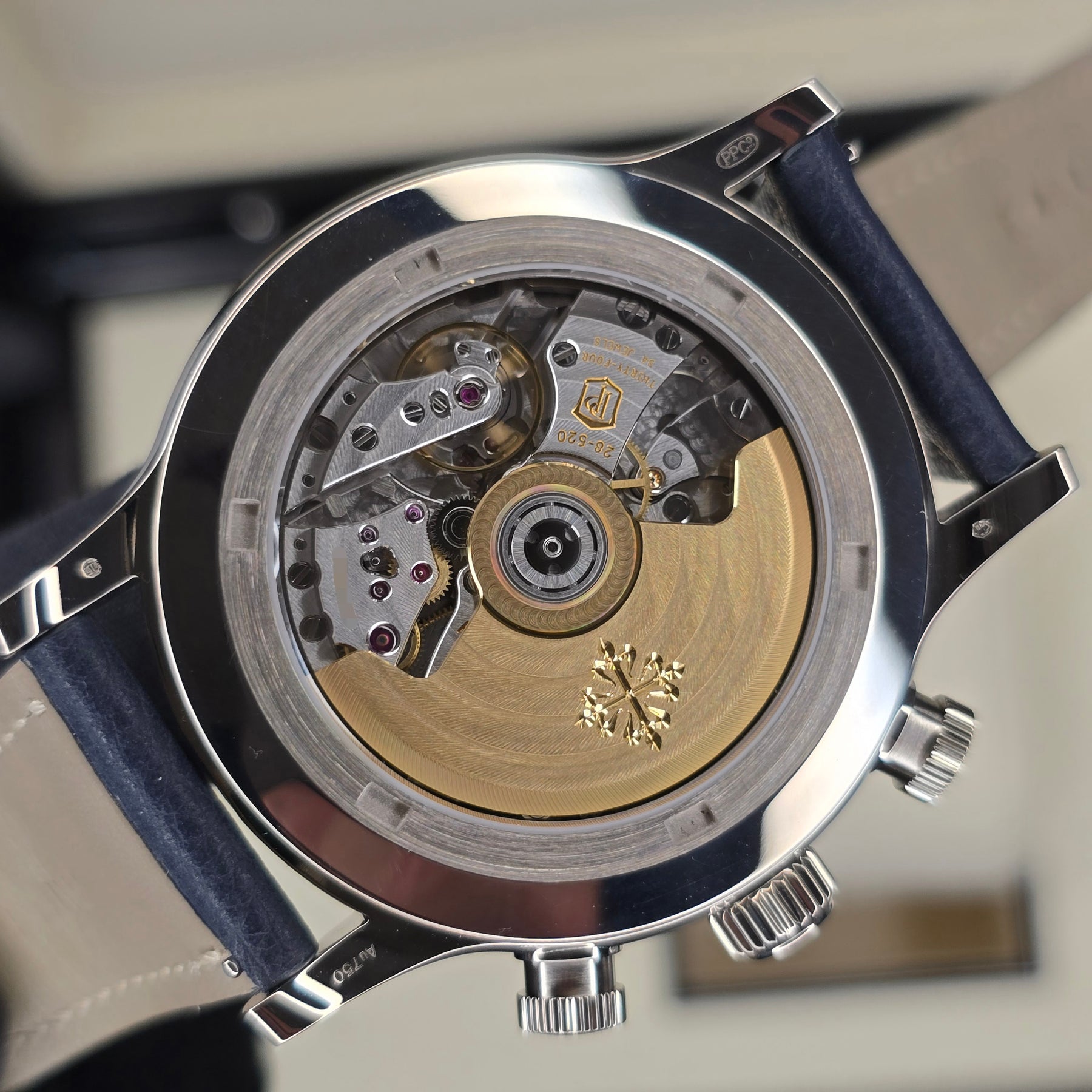 Patek Philippe Calatrava Pilot Travel Time 5924G movement