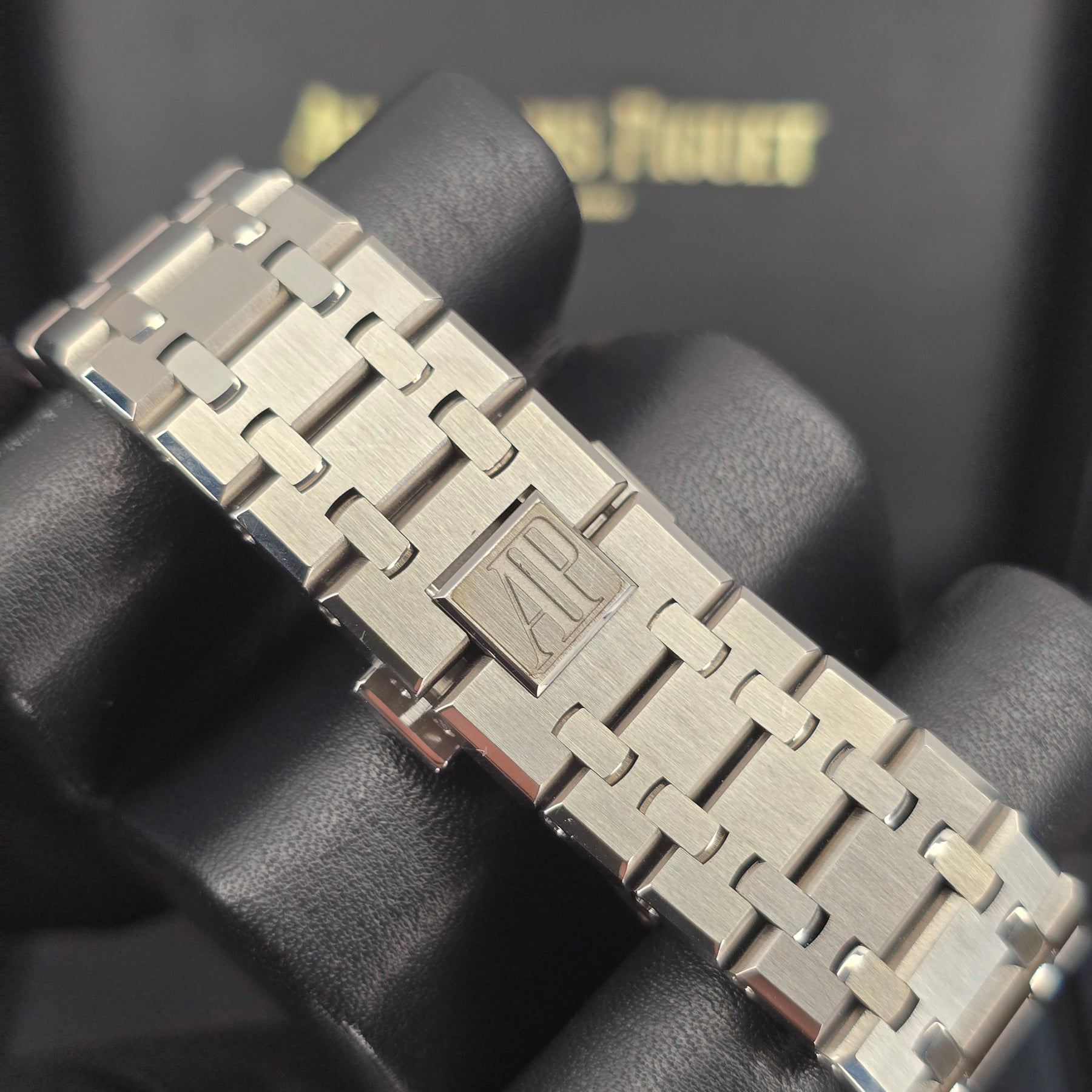 Audemars Piguet Royal Oak Blue Dial 15500st 41mm