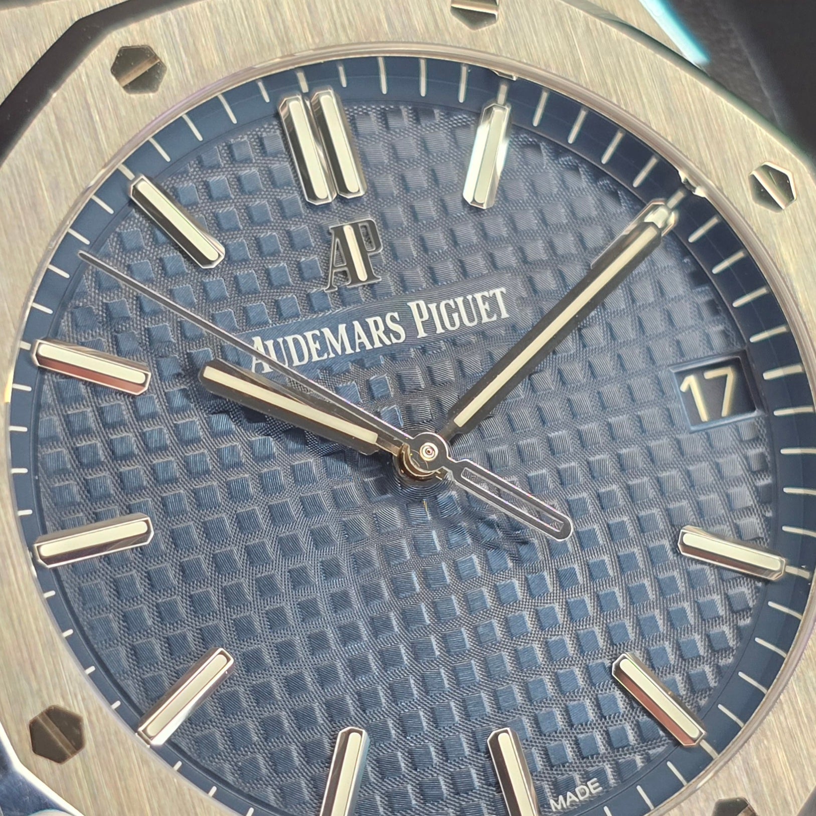 Audemars Piguet Royal Oak Blue Dial 15500st 41mm