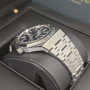 Audemars Piguet Royal Oak Jumbo Extra-Thin 16202st lug, bracelet