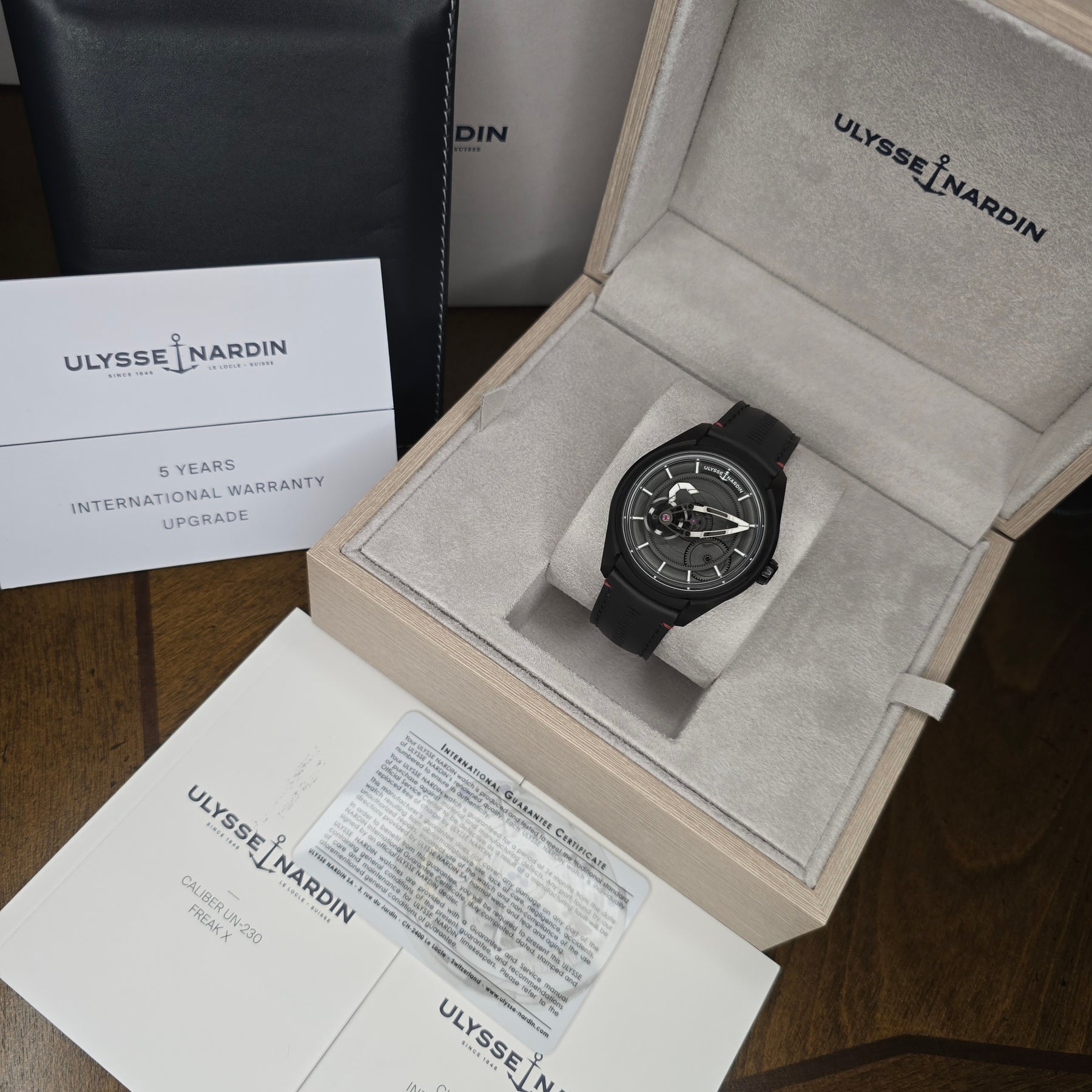 Ulysse Nardin Freak X  2303-270.1/BLACK full set