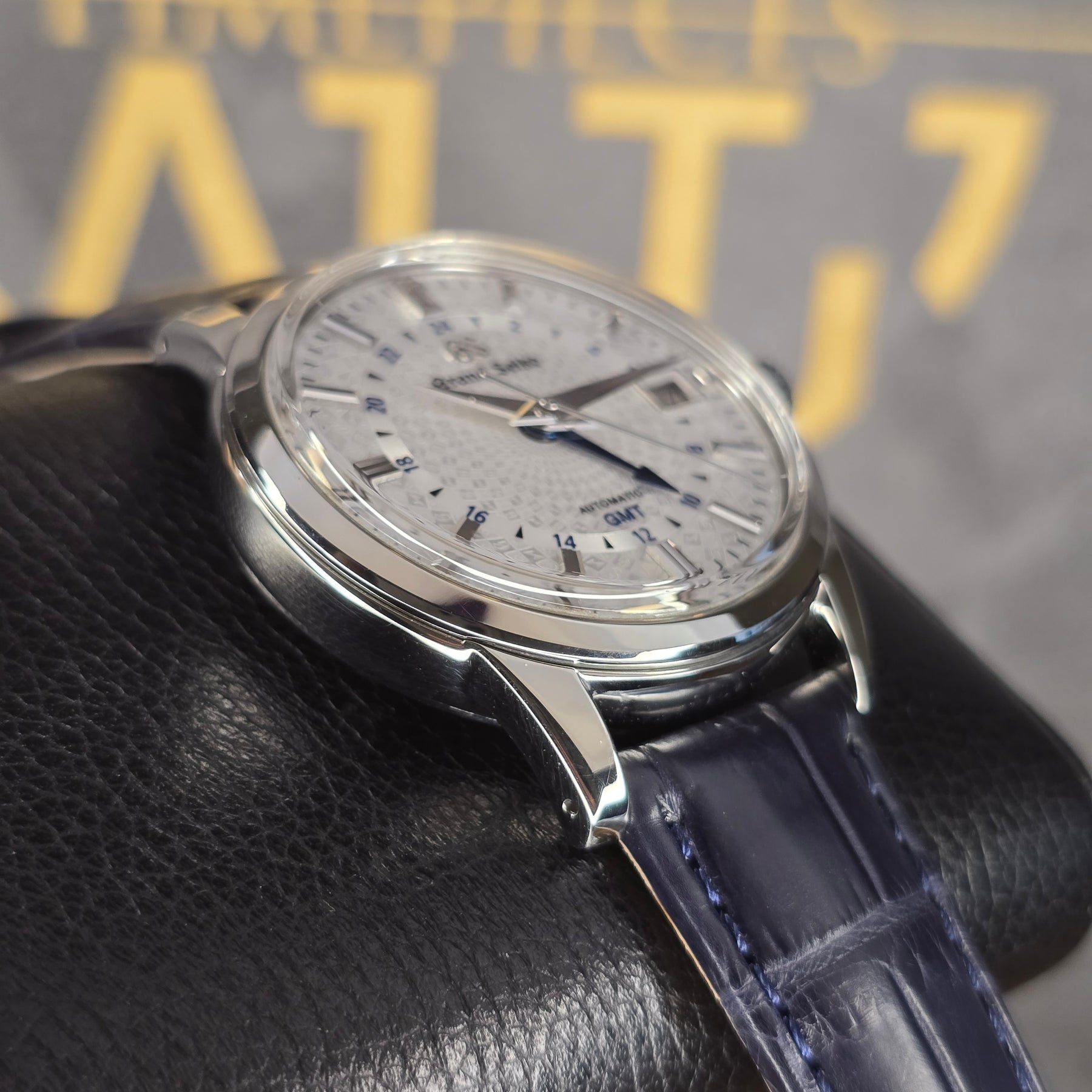 Grand Seiko Elegance SBGM235 Limited left side case