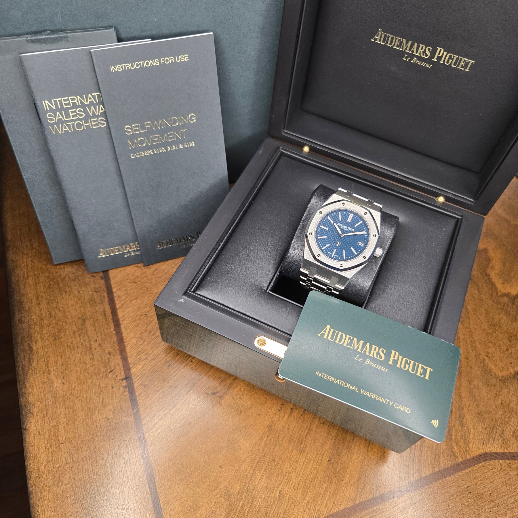 Audemars Piguet Royal Oak Jumbo  Extra Thin 15202st  full set
