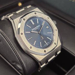 Audemars Piguet Royal Oak Jumbo  Extra Thin 15202st  left side case