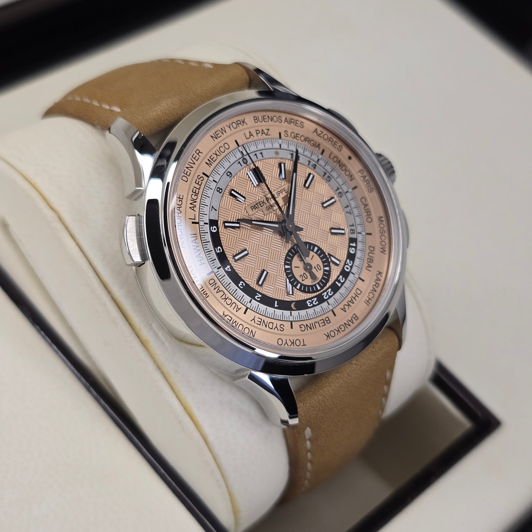 Patek Philippe Complications 5935A Flyback left side case
