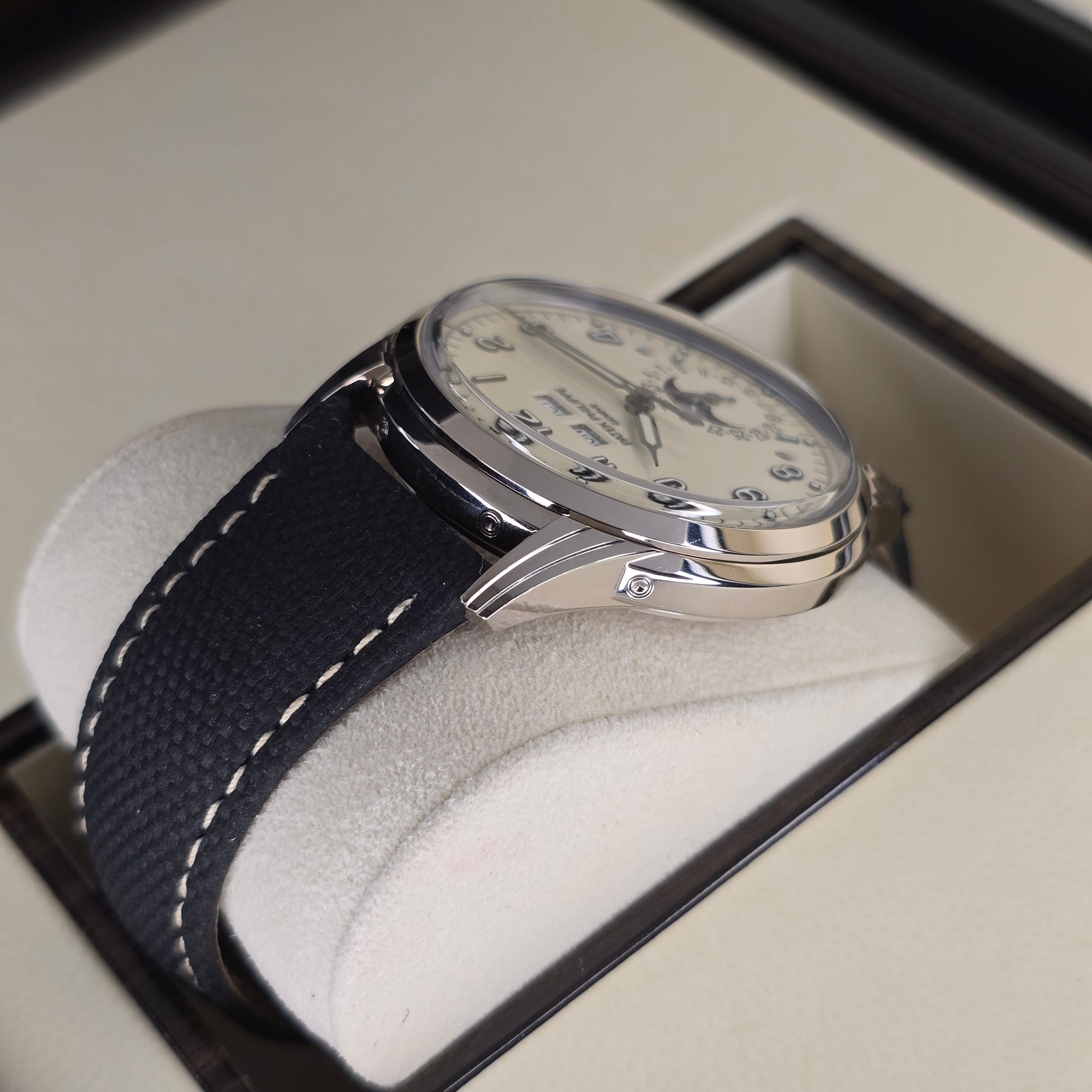 Patek Philippe Grand Complications 5320G-001 lug strap